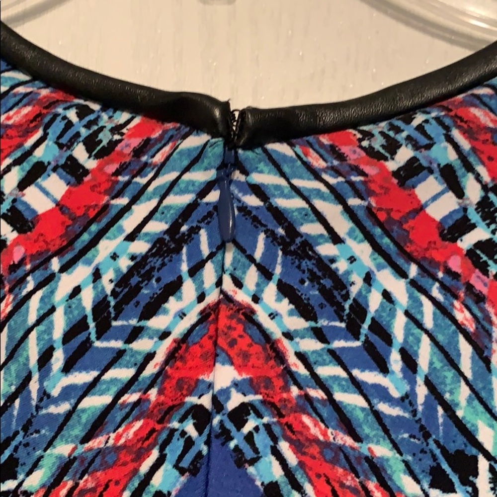 Donna Ricco Keyhole Patterned Maxi Dress - Picture 4 of 7